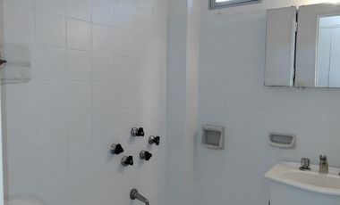 DEPARTAMENTO DOS AMBIENTES A 400 MTS DE ESTACION - EXCELENTE INVERSIONISTAS