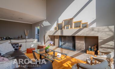 VENTA Casa en Abril Club De Campo