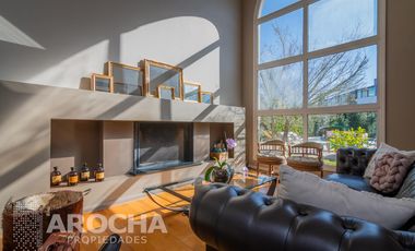 VENTA Casa en Abril Club De Campo