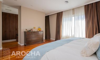 VENTA Casa en Abril Club De Campo