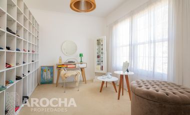 VENTA Casa en Abril Club De Campo