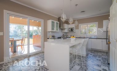 VENTA Casa en Abril Club De Campo