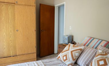 Casa de 3 habitaciones con quincho y cochera