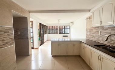 CASA EN VENTA 5TA SECCION - APTA CREDITO/ 3 Dorm/ 3 Baños / Depto en subsuelo/ Piscina /Jardín