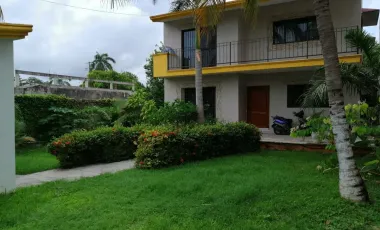 AMPLIA CASA EN VENTA EN CHETUMAL 4 RECAMARAS