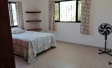 AMPLIA CASA EN VENTA EN CHETUMAL 4 RECAMARAS