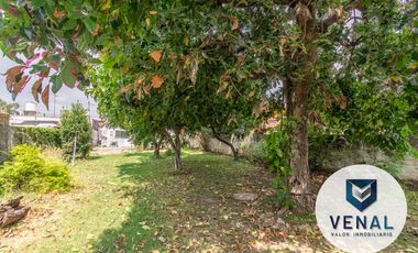 Venta Casa 3 ambientes, lote 459m², fondo y jardín, excelente ubicación residencial en Don Torcuato