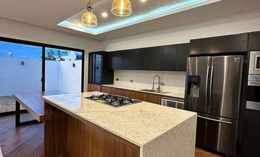 CASA EN VENTA EN RESIDENCIAL HACIENDAS, VILLAHERMOSA, TABASCO