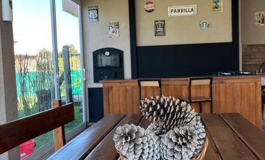 Duplex en venta en Las Gaviotas, 4 amb con jardín, pileta y cochera
