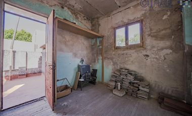 Casa en planta baja lote  8.66 x 41  garage  quincho terrazas Jardín fondo arbolado