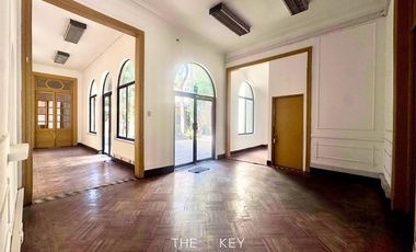Local Comercial en Arriendo en Huérfanos - Av. Brasil