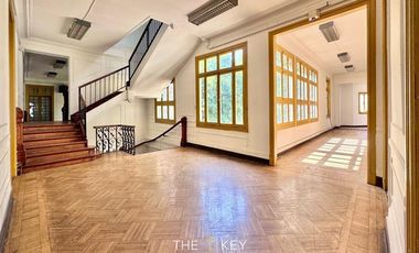 Local Comercial en Arriendo en Huérfanos - Av. Brasil