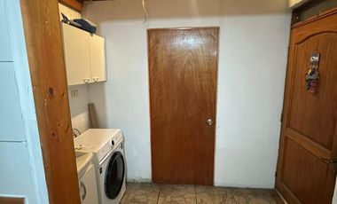 EN VENTA AMPLIA CASA 4D 3B  QUILICURA