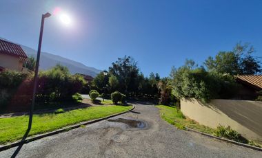 ARRIENDO HERMOSA CASA 4D 3B, LA MONTURA, HACIENDA EL PEÑON