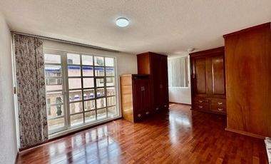 Casa en condominio en San Lorenzo TepaltitlAn Centro