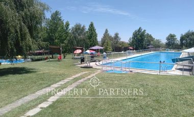 GRAN COMPLEJO RECREACIONAL CON PISCINA OLIMPICA