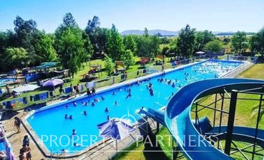 GRAN COMPLEJO RECREACIONAL CON PISCINA OLIMPICA