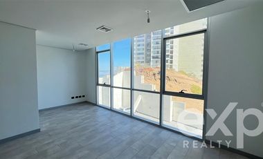 Oficina en Arriendo en AV EDMUNDO ELUCHANS 3011