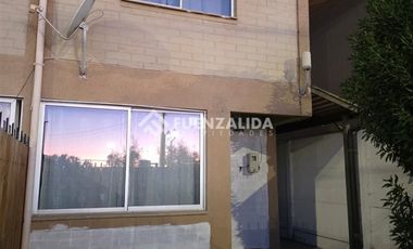 Casa en Arriendo en c.casa del pintor / Pinto pablo burchard