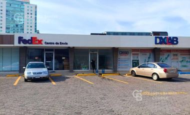 Locales en renta en Avenida Ruiz Cortines, Plaza Express Costa de Oro