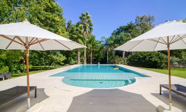 Venta | casa | La Peregrina Club de Campo, Pilar | 5 ambientes | Gran Parque y pileta