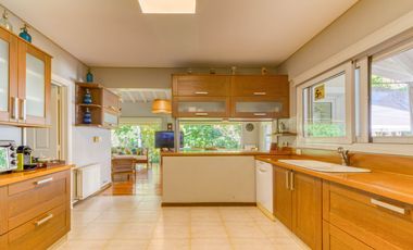 Venta | casa | La Peregrina Club de Campo, Pilar | 5 ambientes | Gran Parque y pileta