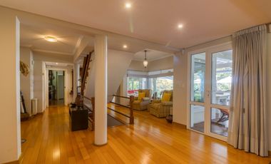 Venta | casa | La Peregrina Club de Campo, Pilar | 5 ambientes | Gran Parque y pileta