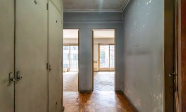 Venta Depto 3 amb con dependencia, Caballito, balcón frente y contrafrente, bauliera , A RECICLAR
