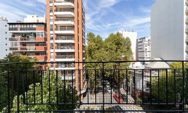 Venta Depto 3 amb con dependencia, Caballito, balcón frente y contrafrente, bauliera , A RECICLAR