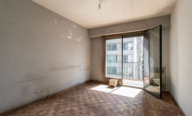 Venta Depto 3 amb con dependencia, Caballito, balcón frente y contrafrente, bauliera , A RECICLAR