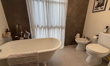 Venta casa 3 amb. mas escritorio, en una planta en Alvear de Benavidez