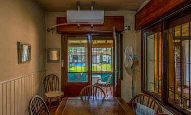 VENTA DE CASA EN HURLINGHAM 7 AMB-PILETA-QUINCHO-PARQUE