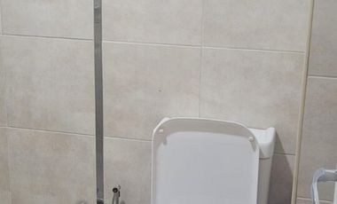 Almagro, Av Rivadavia 3900, 3 amb, 70m2, u$s 950 + servicios.  (alq min 3 meses)