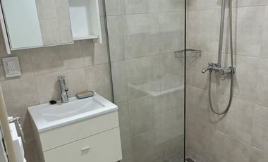 Almagro, Av Rivadavia 3900, 3 amb, 70m2, u$s 950 + servicios.  (alq min 3 meses)