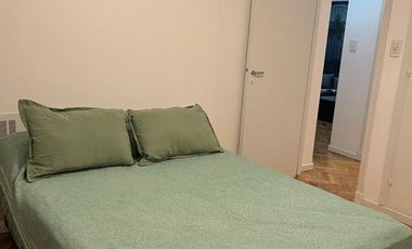 Almagro, Av Rivadavia 3900, 3 amb, 70m2, u$s 950 + servicios.  (alq min 3 meses)