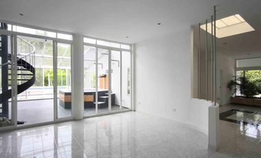 Alquilo una hermosa casa en  Condominio Campestre Privilegio en Jamundí
