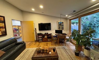 ARRIENDO CASA EN SANTA ANA – ELEGANCIA CONTEMPORÁNEA EN UNA SOLA PLANTA