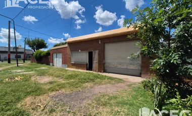 Venta- Galpón - barrio Godoy