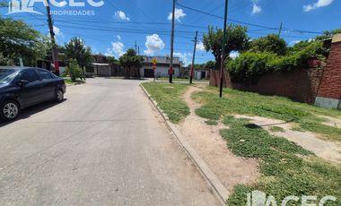 Venta- Galpón - barrio Godoy