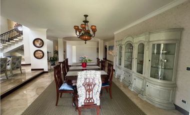 MANSIÓN EN VENTA EN LAS MERCEDES ALFAGUARA JAMUNDI
