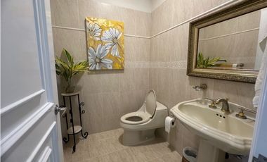 MANSIÓN EN VENTA EN LAS MERCEDES ALFAGUARA JAMUNDI