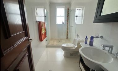 MANSIÓN EN VENTA EN LAS MERCEDES ALFAGUARA JAMUNDI