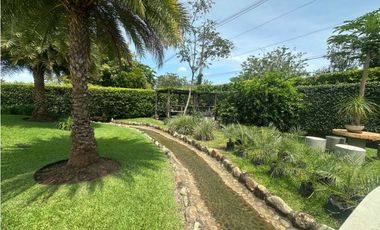 MANSIÓN EN VENTA EN LAS MERCEDES ALFAGUARA JAMUNDI