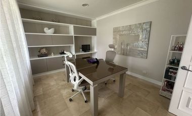 MANSIÓN EN VENTA EN LAS MERCEDES ALFAGUARA JAMUNDI