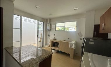 MANSIÓN EN VENTA EN LAS MERCEDES ALFAGUARA JAMUNDI