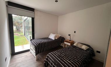 CasaVENTA CASA COSTA ESMERALDA, BARRIO DEPORTIVA LOTE 413, 4 AMBIENTES