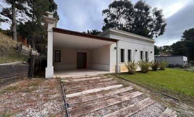 CasaVENTA CASA COSTA ESMERALDA, BARRIO DEPORTIVA LOTE 413, 4 AMBIENTES