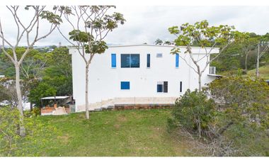 CASA CAMPESTRE EN SUN VILLAGE POTRERITO JAMUND
