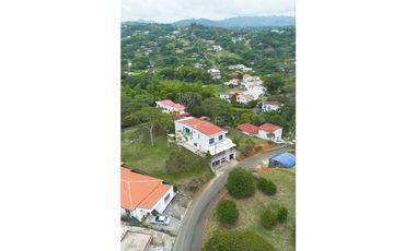 CASA CAMPESTRE EN SUN VILLAGE POTRERITO JAMUND