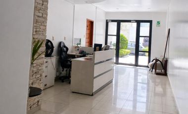 Departamento En Alquiler En Flora Tristán | Límite San Isidro | Cochera | Seguridad 24/7